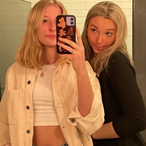 Meet your Posher, Coriell - Picture 1 of 1